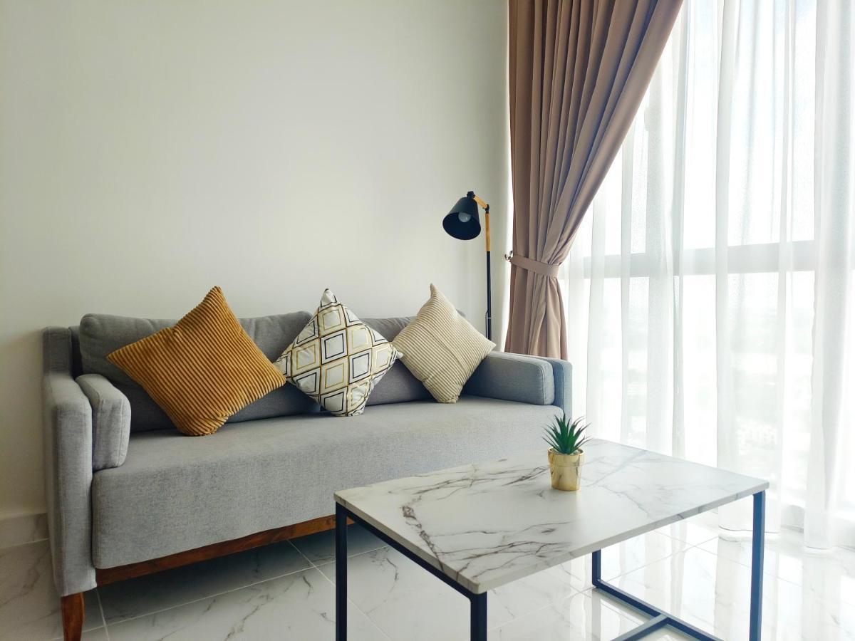 One Bedroom Troika Kota Bharu By Aghome, Modern Design Экстерьер фото