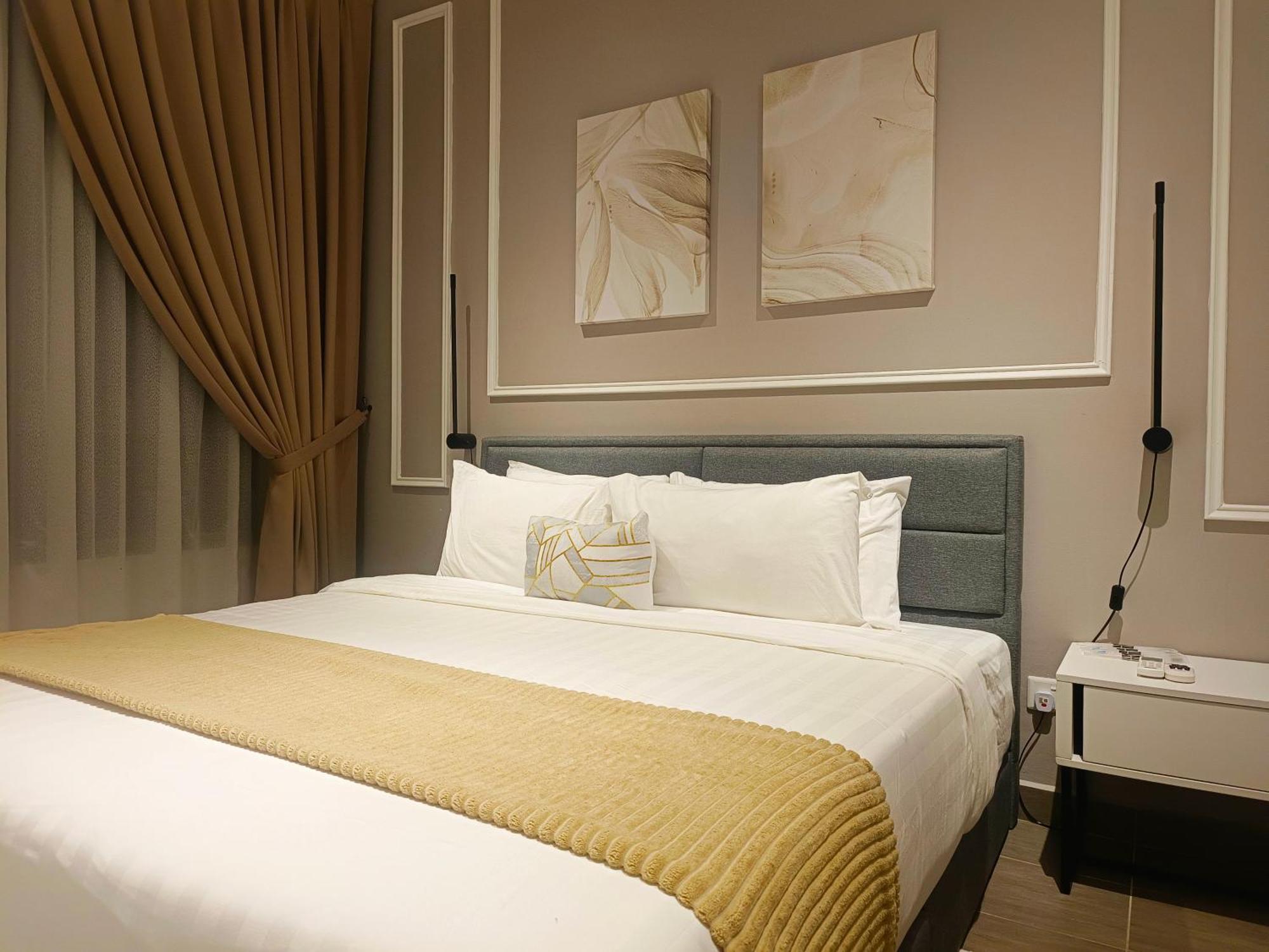 One Bedroom Troika Kota Bharu By Aghome, Modern Design Экстерьер фото