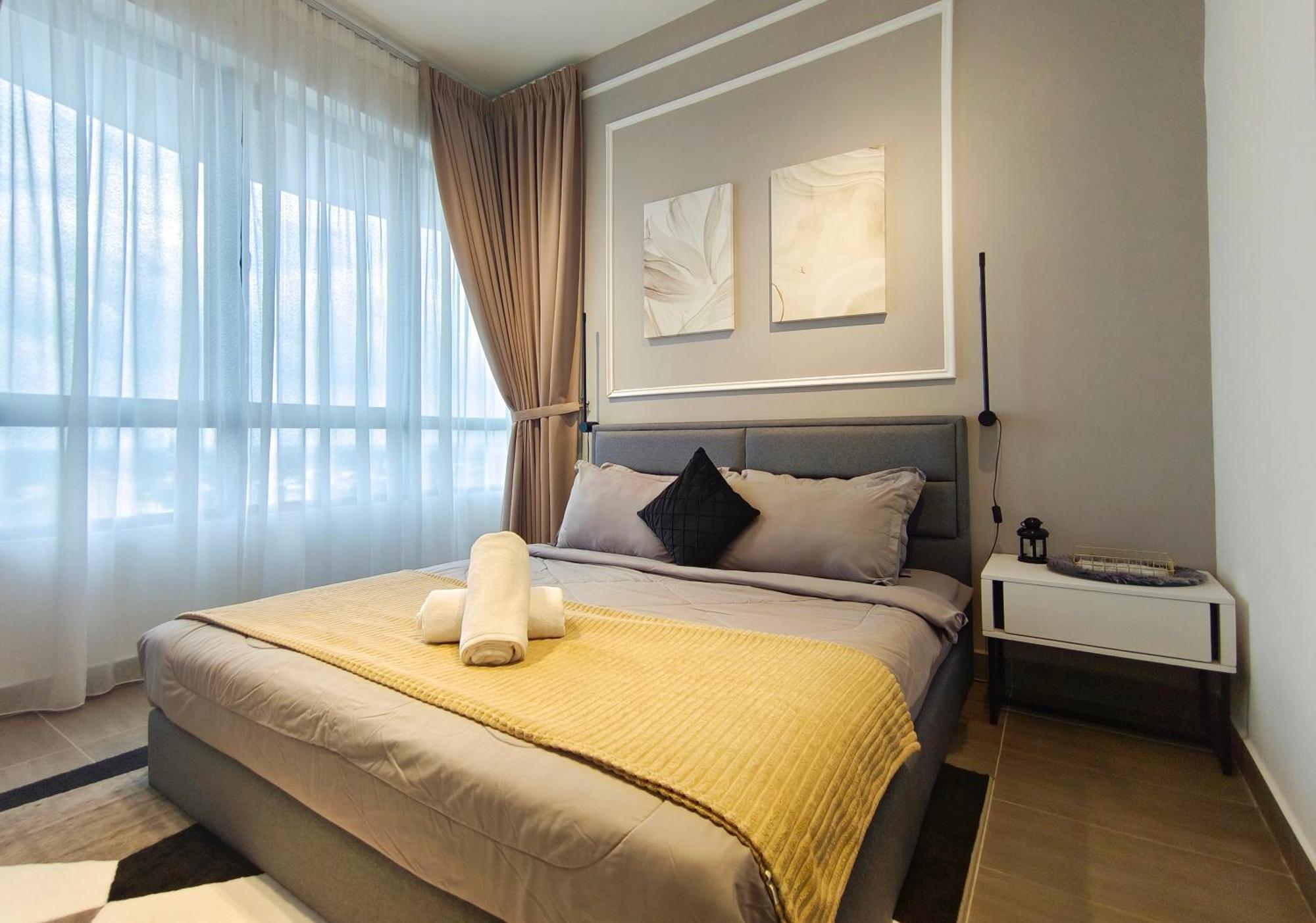 One Bedroom Troika Kota Bharu By Aghome, Modern Design Экстерьер фото