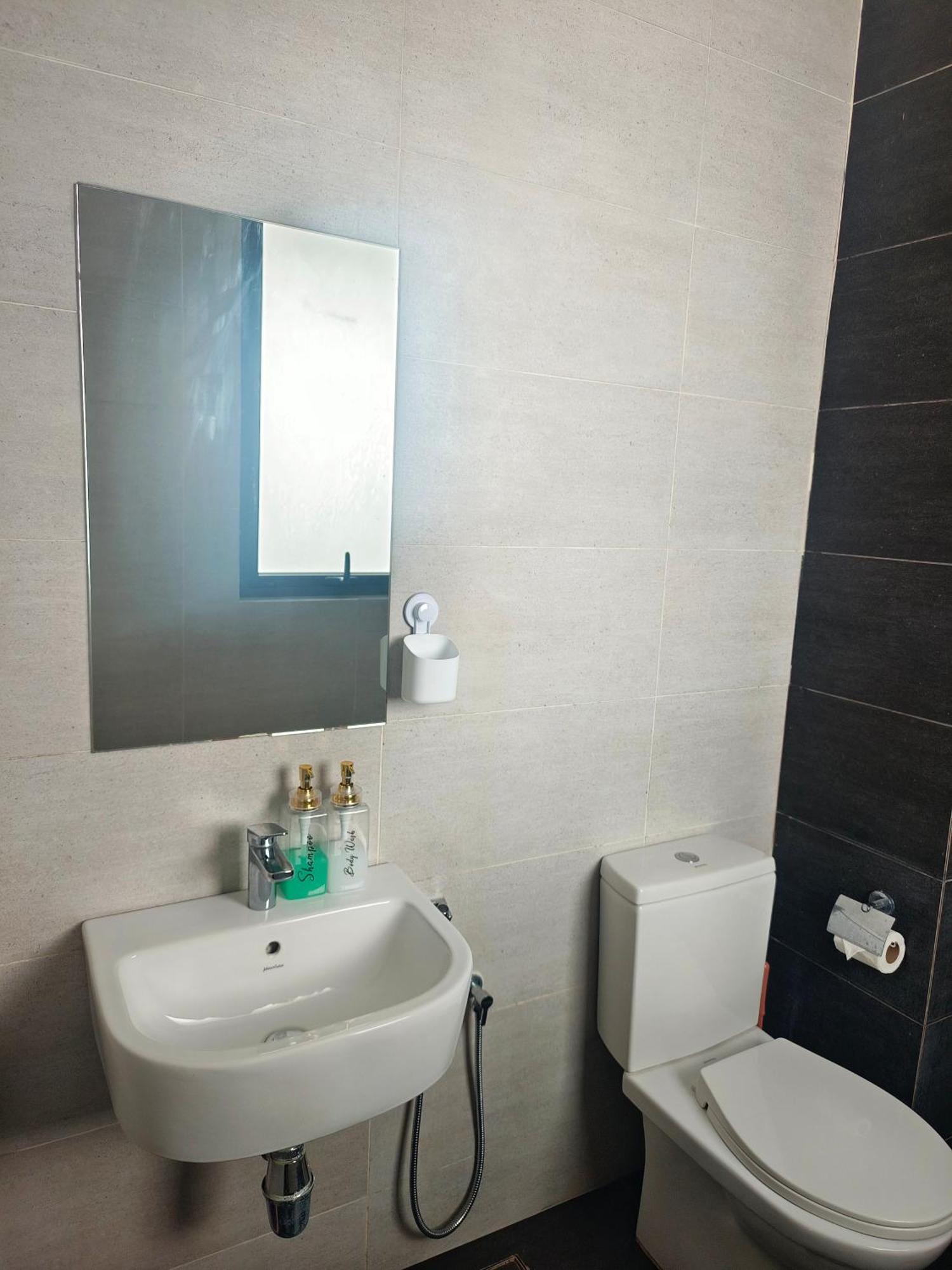 One Bedroom Troika Kota Bharu By Aghome, Modern Design Экстерьер фото