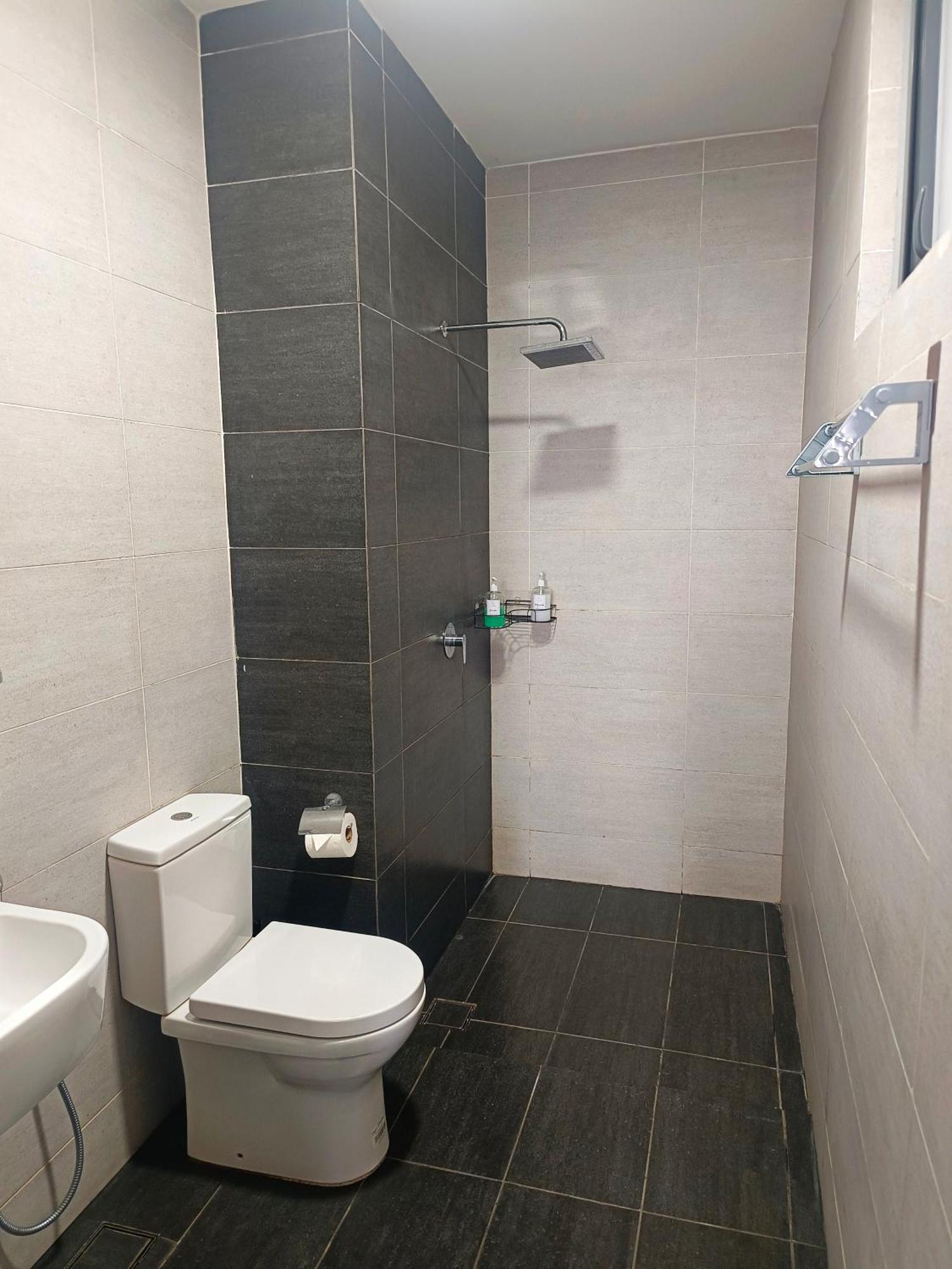 One Bedroom Troika Kota Bharu By Aghome, Modern Design Экстерьер фото