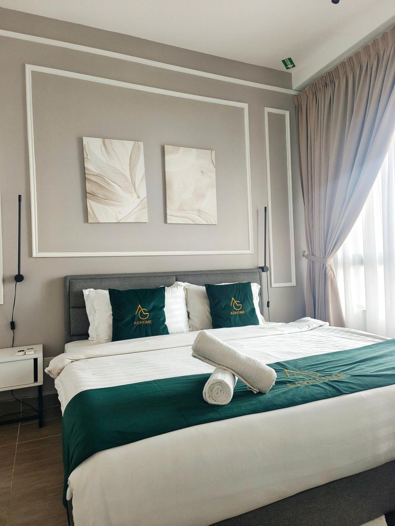 One Bedroom Troika Kota Bharu By Aghome, Modern Design Экстерьер фото